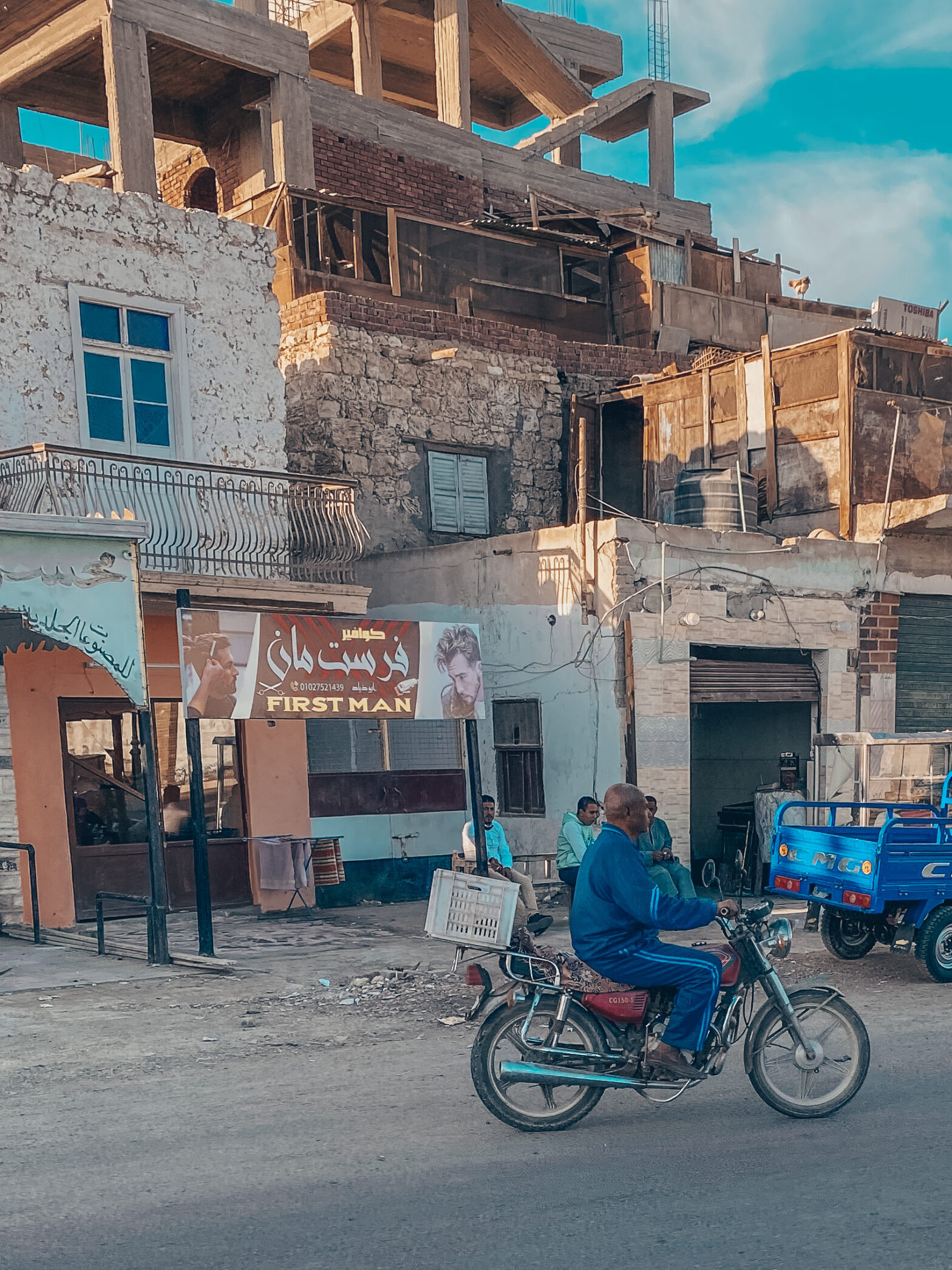 Почему в Египте много недостроенных домов